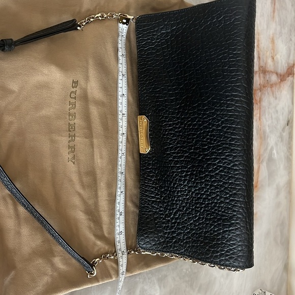 AUTHENTIC BURBERRY PEBBLED LEATHER ADJUSTABLE CHAIN SHOULDER BAG BLACK PRISTINE - Picture 2 of 15